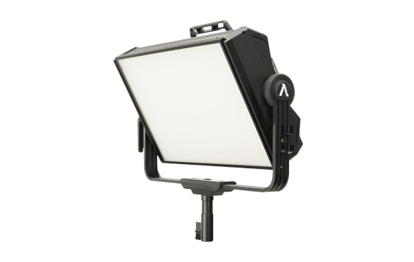 aputure nova p300c